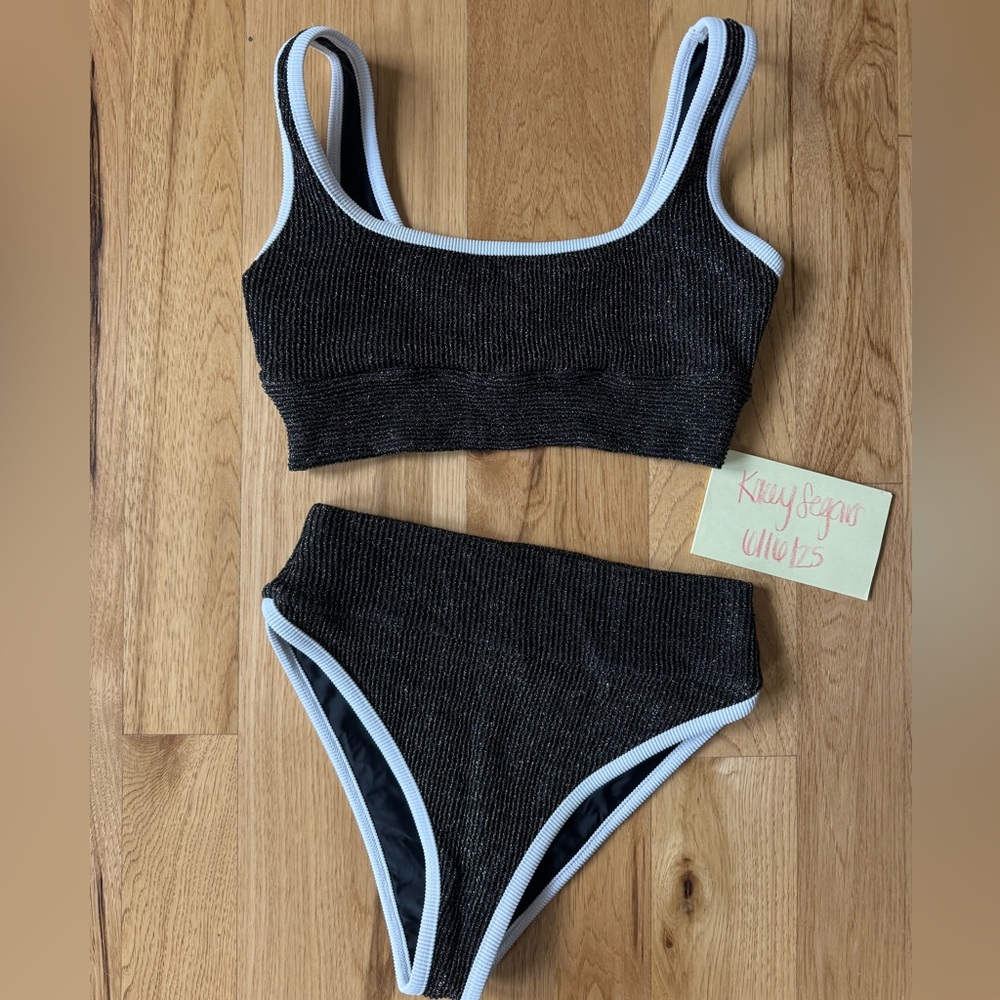 Black shimmer LainSnow swim